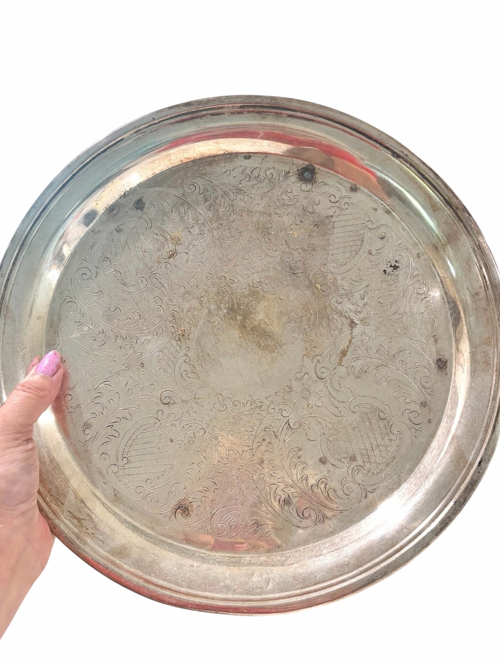 Vintage SHERIDAN
Silver Co 12" Round Ornate Etched
Serving Tray.